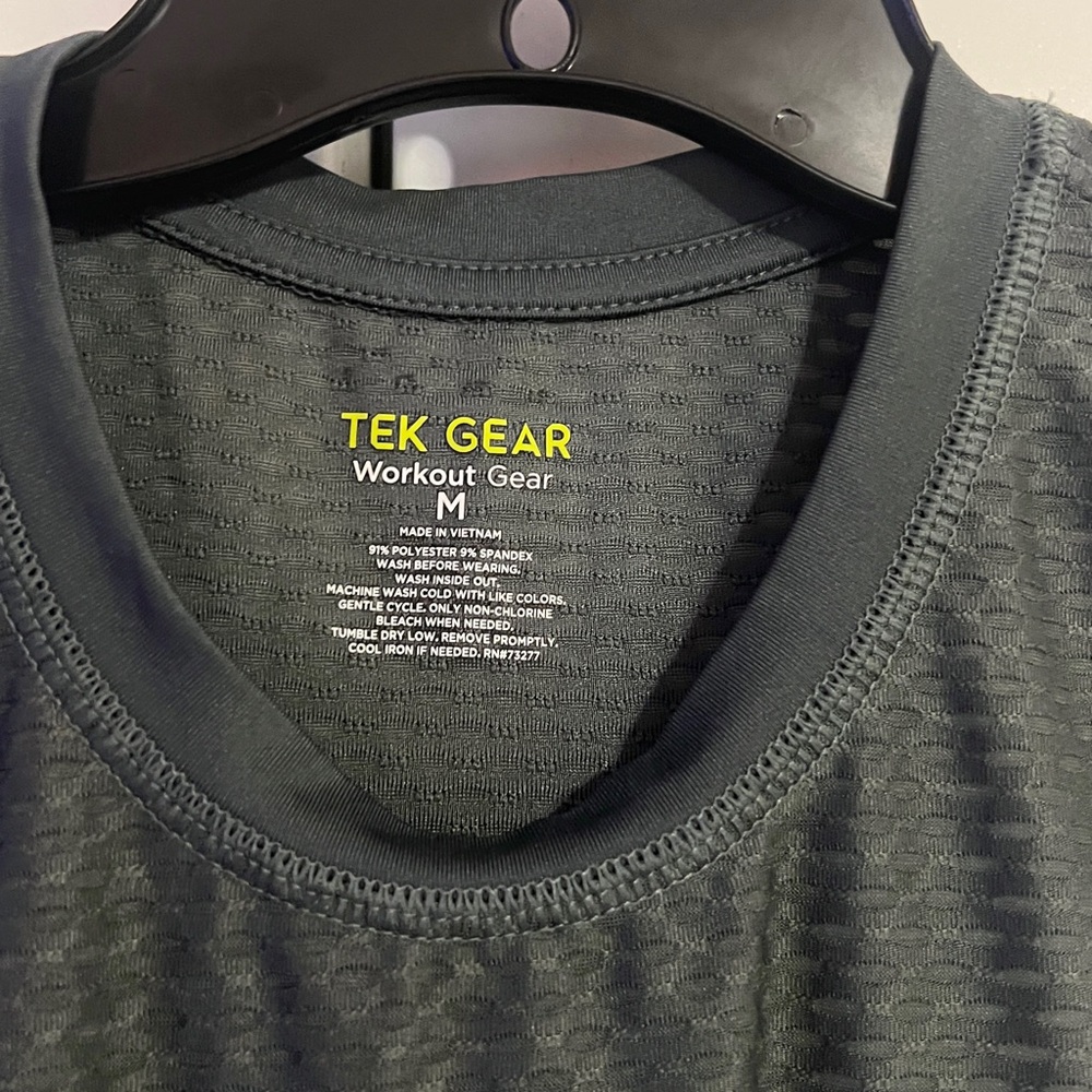 Tek Gear Olive Green Workout Tank - Picture 2 of 3